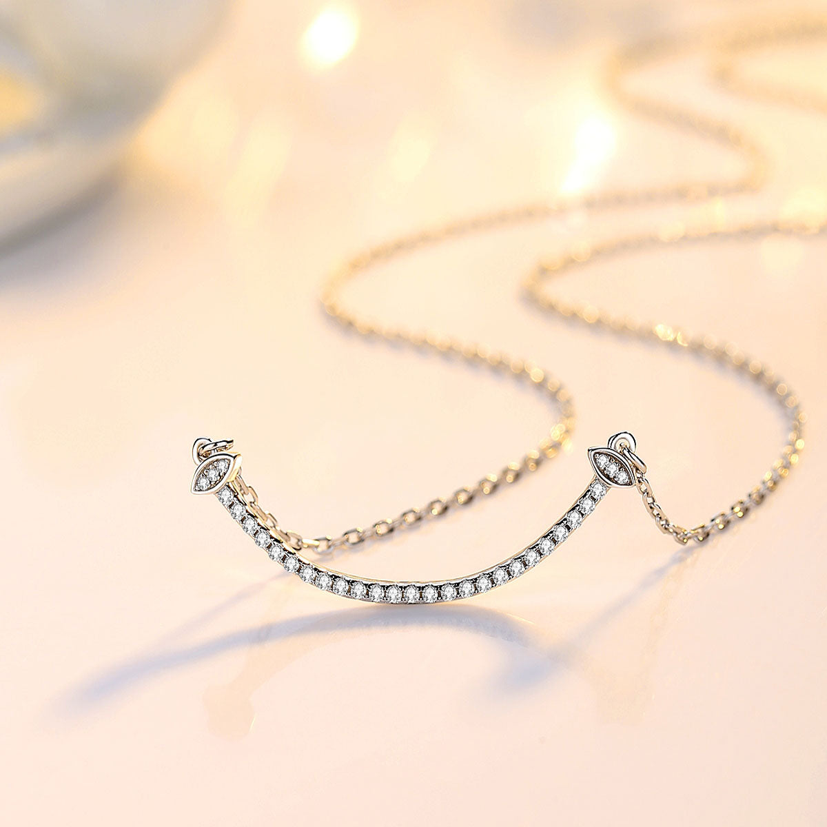 zircon-smile Necklace