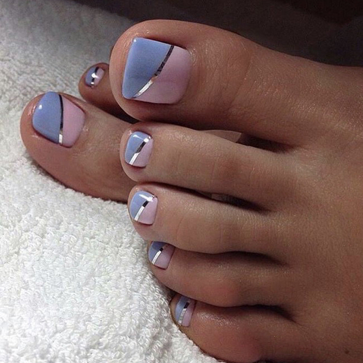 F19 Half Purple French Tip Toe Nails