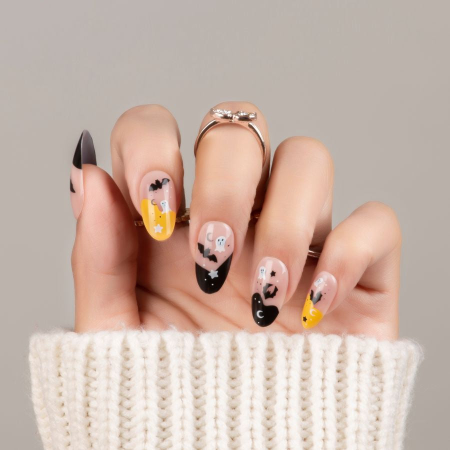 Y2 Bat Story Halloween oval nail