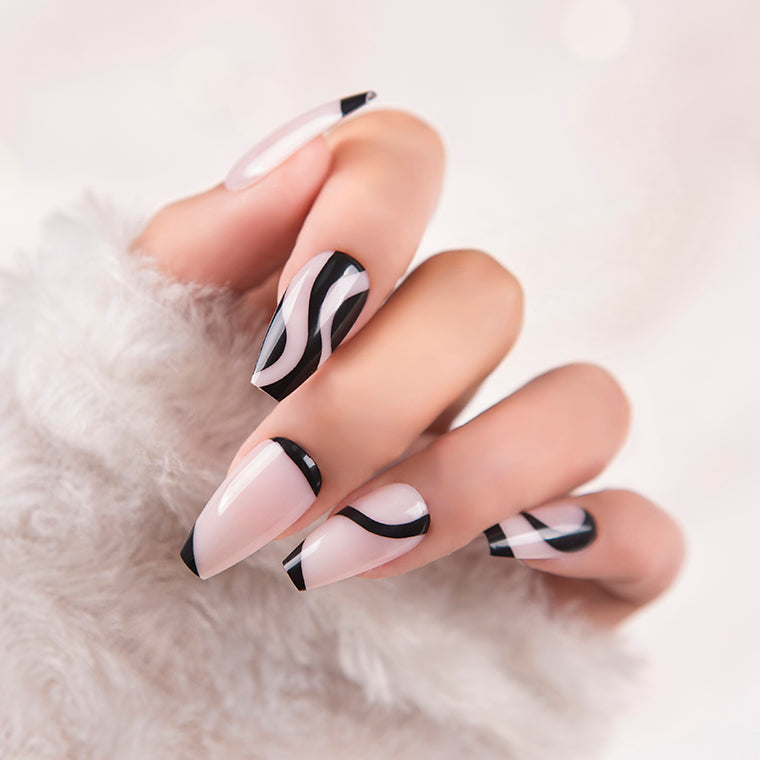 Y33 Black Swirls Coffin Nail