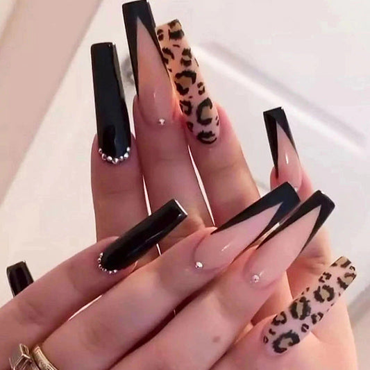 L69 Leopard french tip ballerina nail