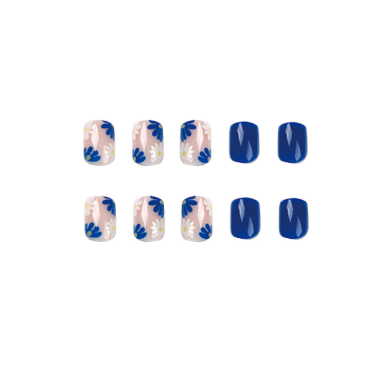 Blue and white flower Short Nail