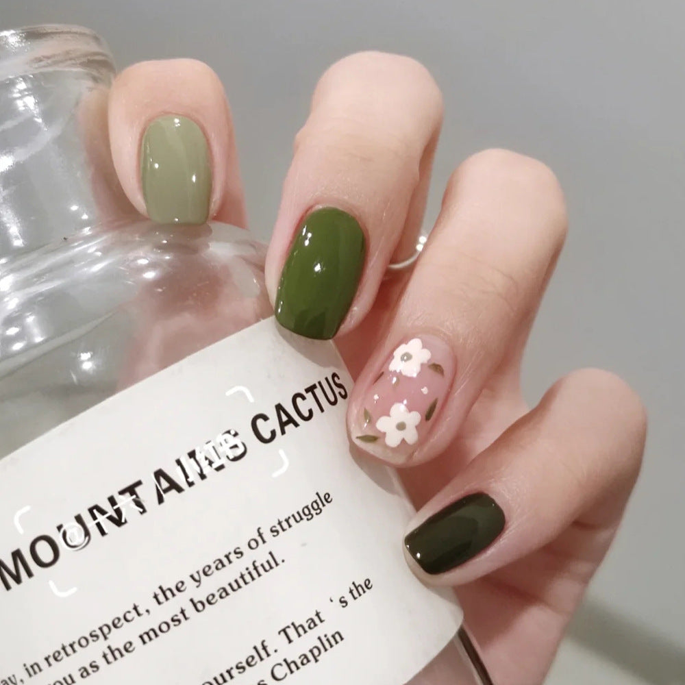 Fresh White Flower Short Square Nail