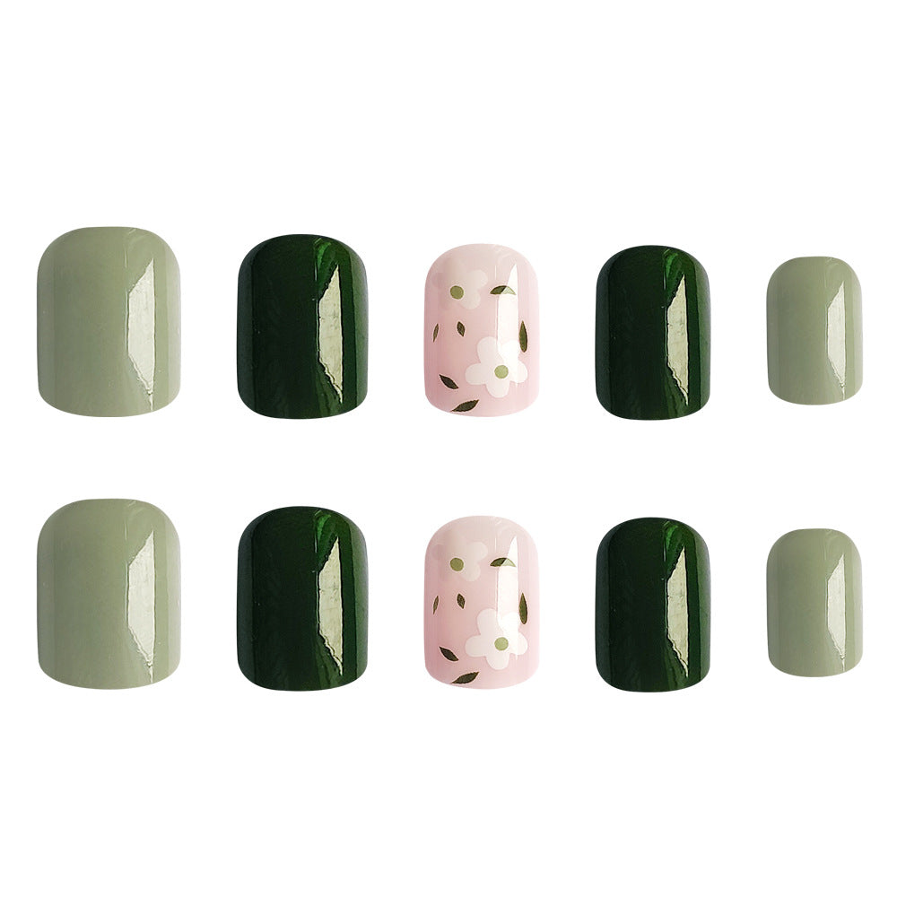 Fresh White Flower Short Square Nail