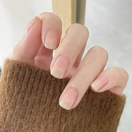 Ombré pink short nails