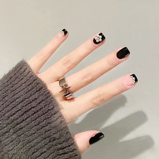 S8 Pearl Flower Black Short Square Nail