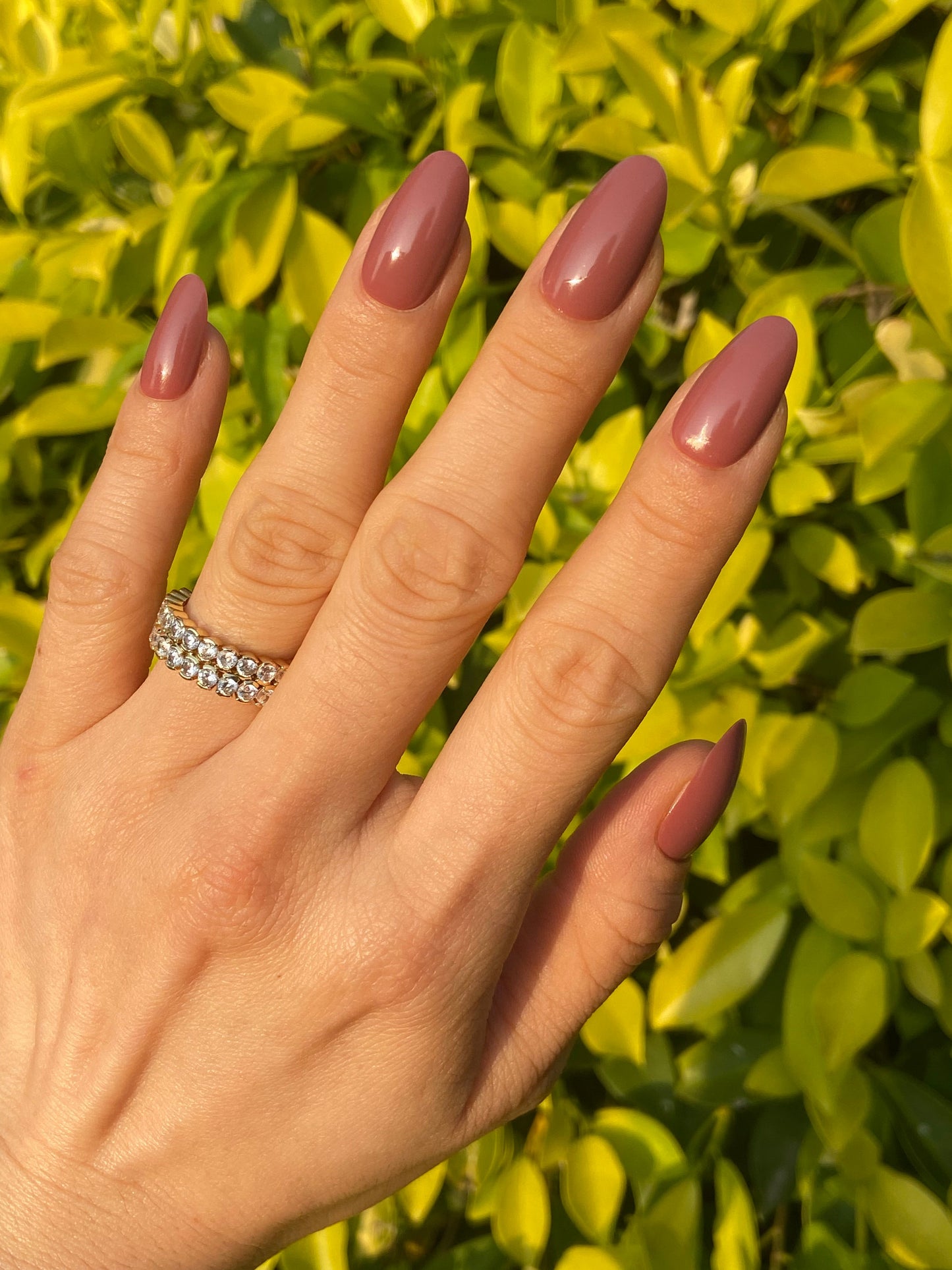 Y62 Amaranth Almond Nail