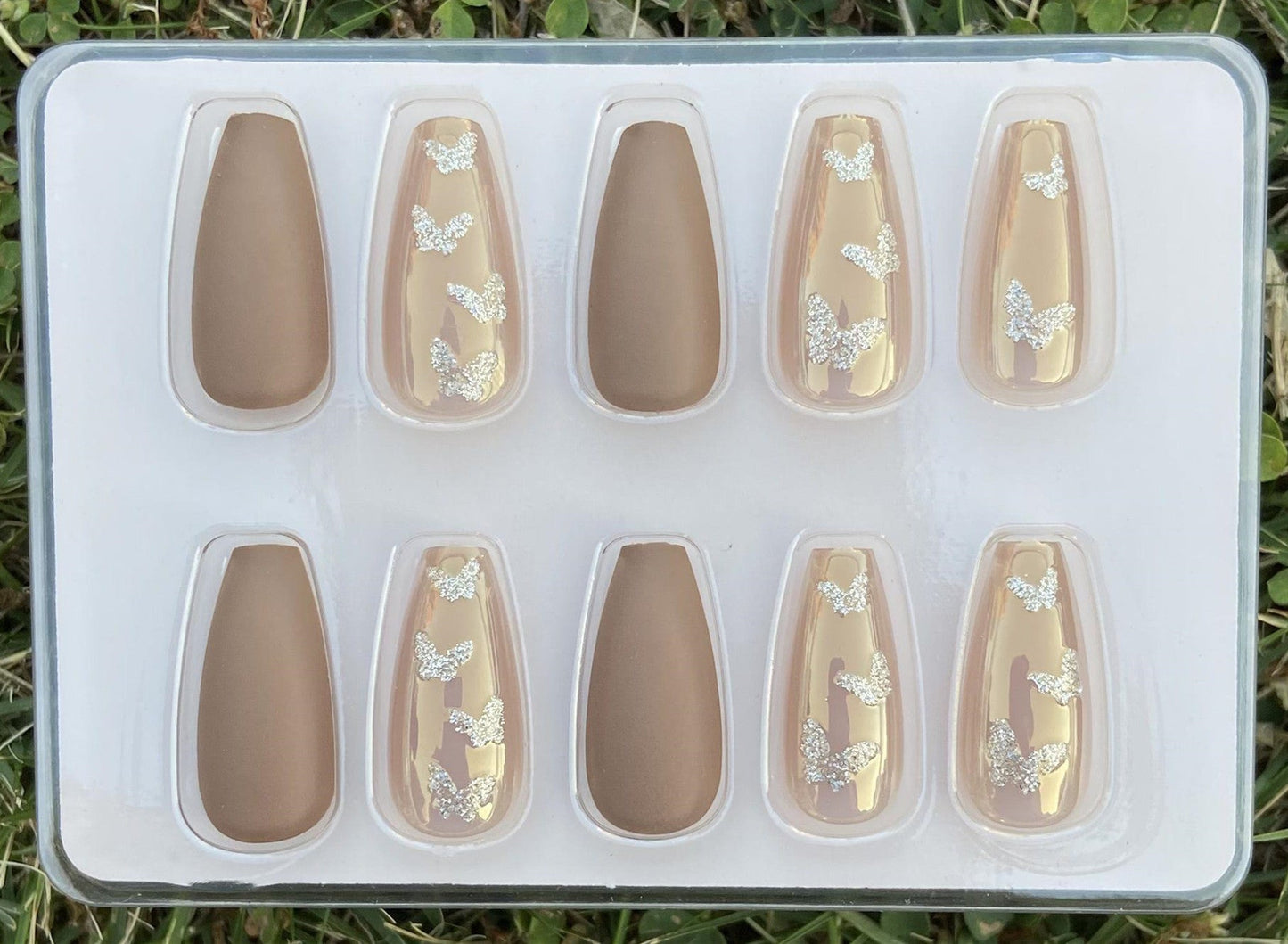 Y20 Glittering Butterfly Brown Coffin Nail